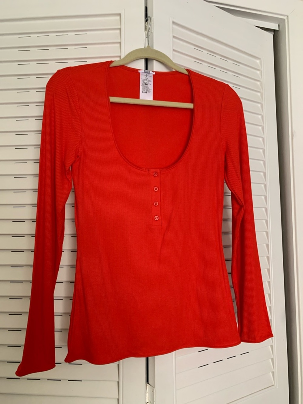 Wolford Red Scoop-Neck Long Sleeve Henley Top